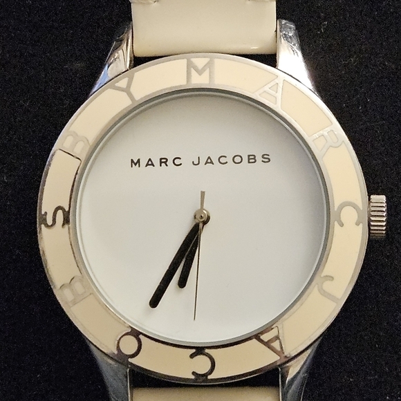 Marc Jacobs Accessories - MARC JACOBS LADIES WATCH